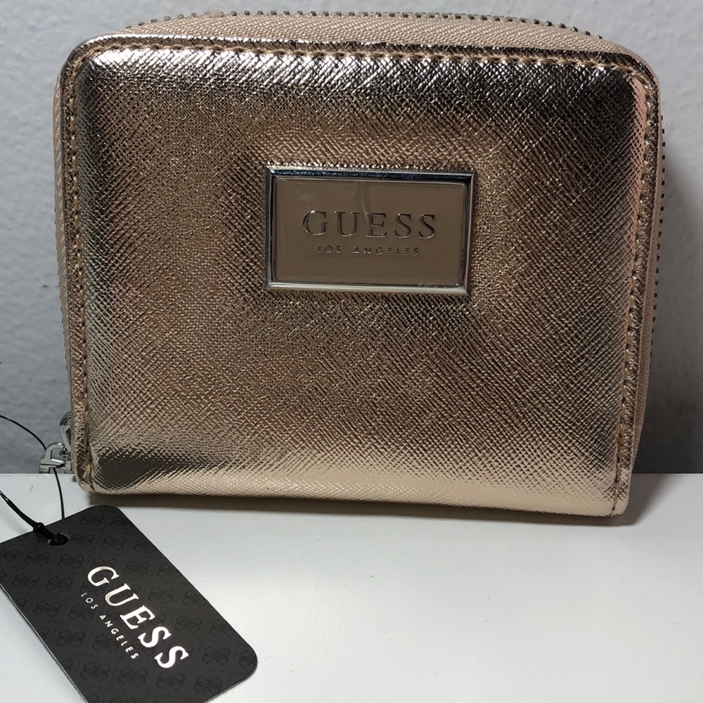 GUESS FACTORY one zip wallet- Rose Gold
